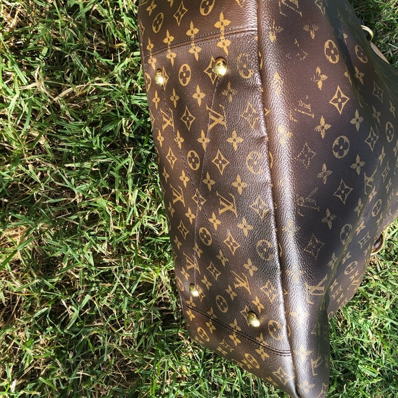 Louis Vuitton Artsy MM - Picture 3 of 14